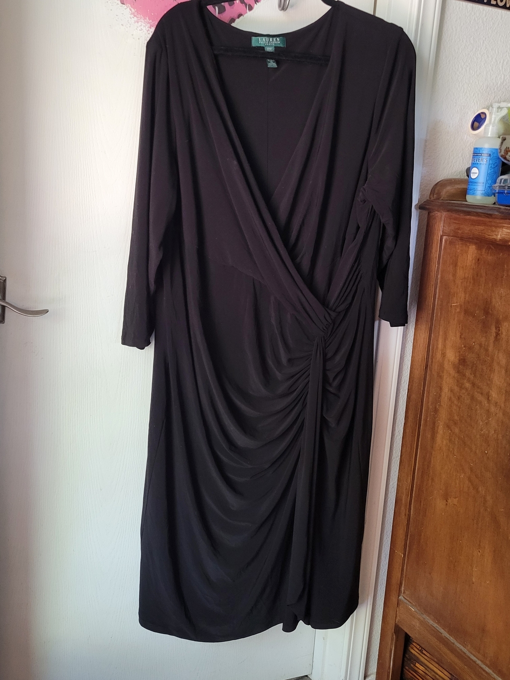 Lauren Ralph Lauren Black Faux-Wrap Ruched Midi Dress with V-Neck